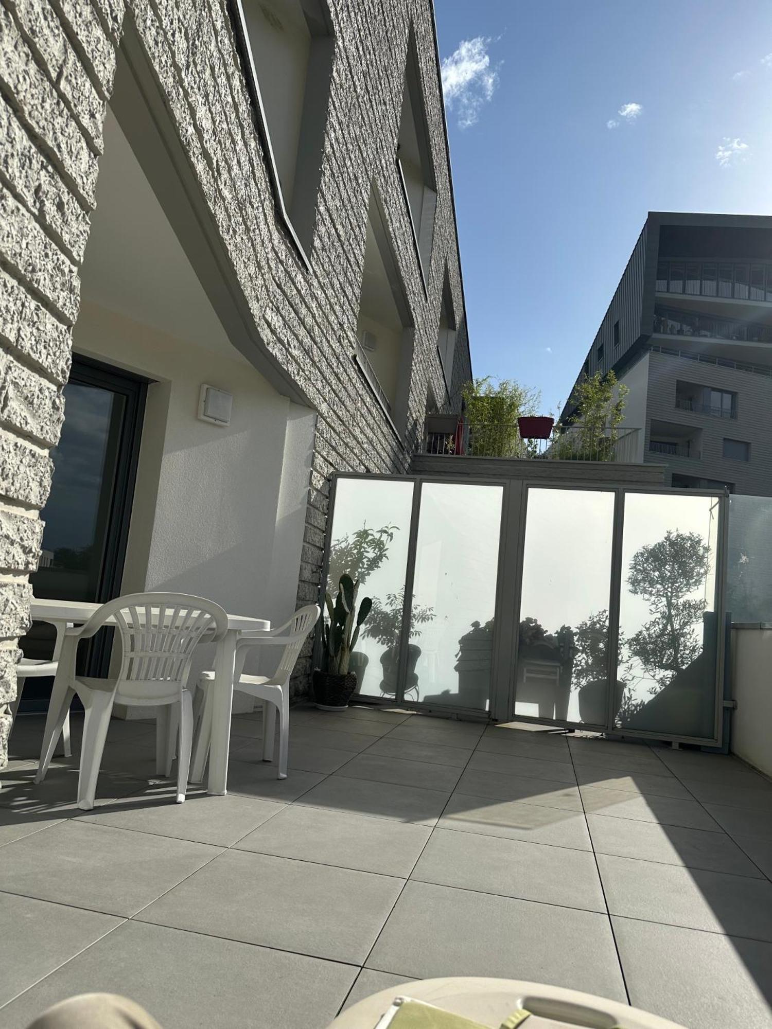 Ferienwohnung A La Belle Quatrieme Etoile Annecy Exterior foto